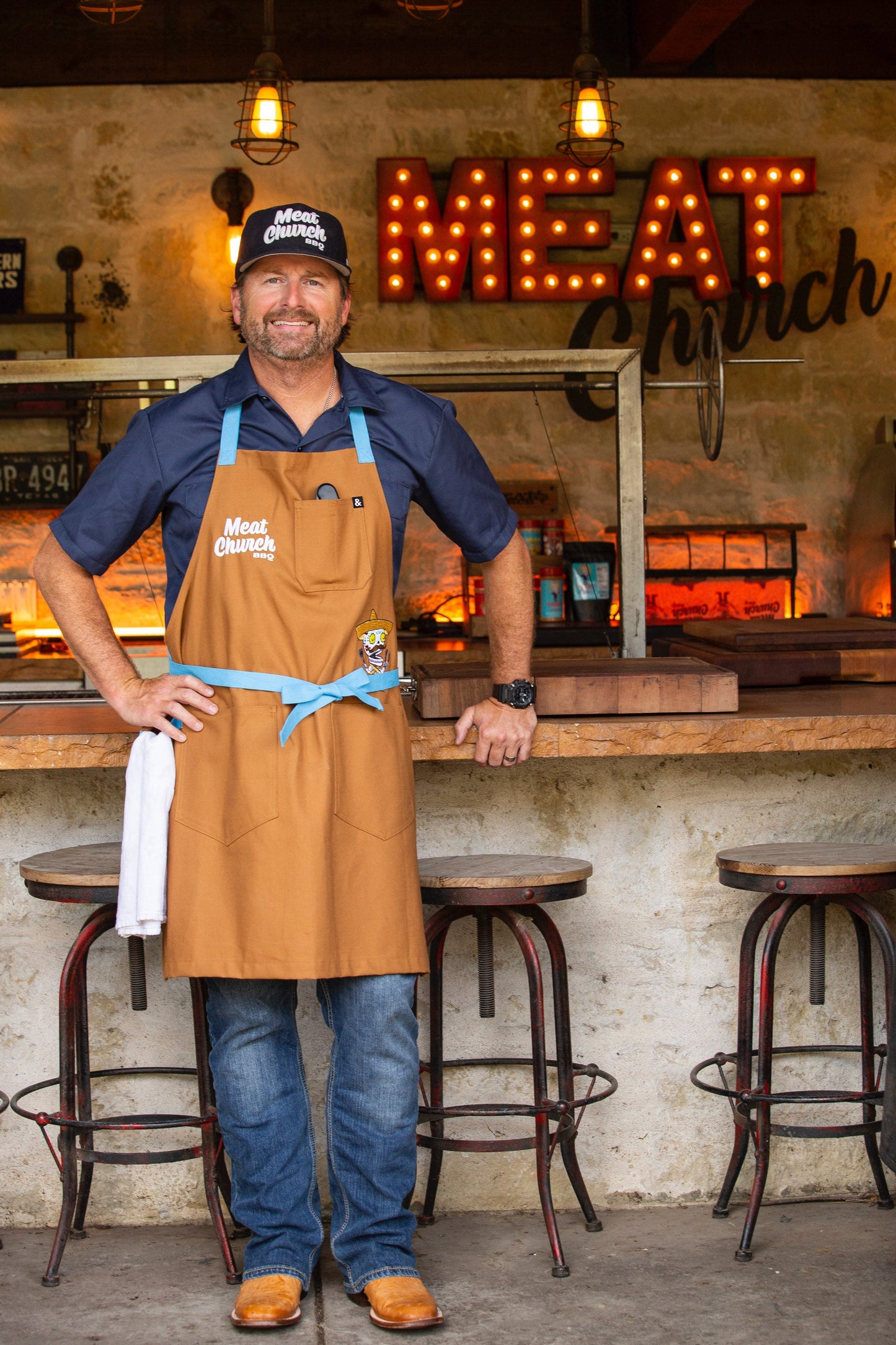 hedley-and-bennett-meat-church-apron-duck-tan-f7 image_912805a7-8b3f-48b2-8698-64cb1afdc18a.jpg